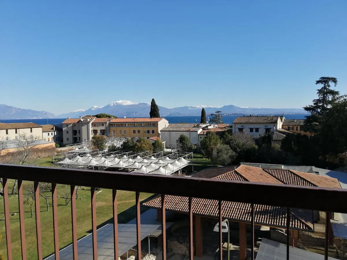 Guido'S Apartment Villa Romana Desenzano del Garda